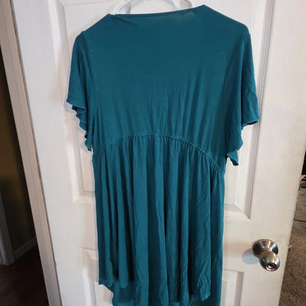 Torrid Teal Lace V-Neck Chemise - Picture 3 of 3